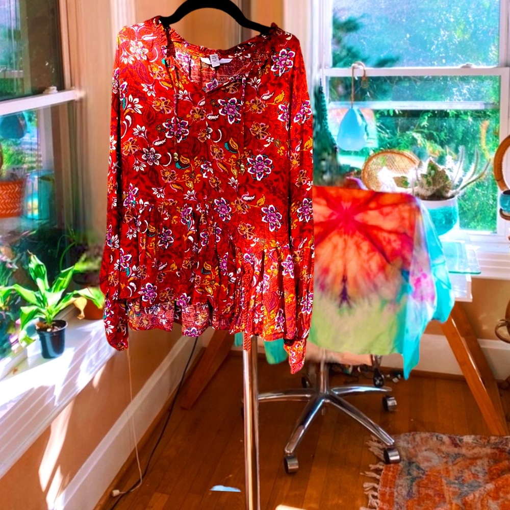 peplum ruffle boho top 🌊